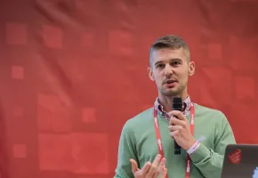 infoShare '18 flashback: Visual Search, Particle Collisions and Content Popularity Prediction: Hands-on Success Stories of Computer Vision